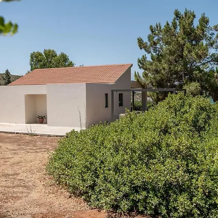 Myrtia House * Tersanas